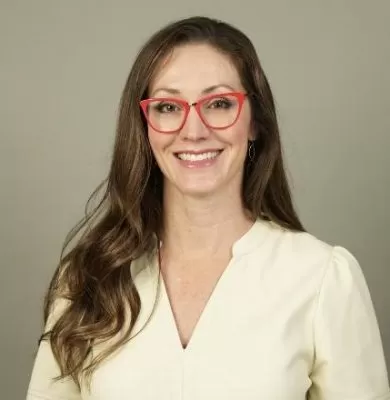 Headshot of Annie Schieding, travel advisor at Travel Adventures Unlimited in Walnut Creek & San Francisco, CA